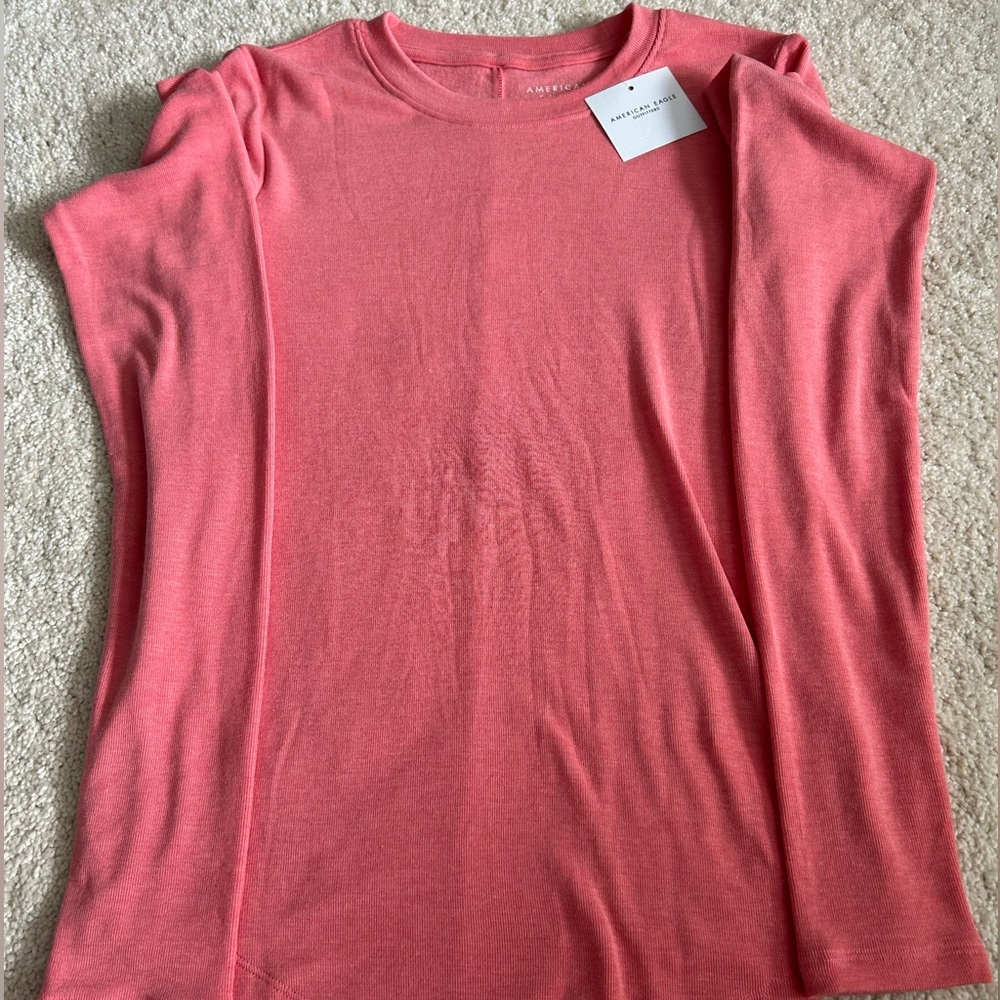 American Eagle Outfitters Coral Long Sleeve Tee